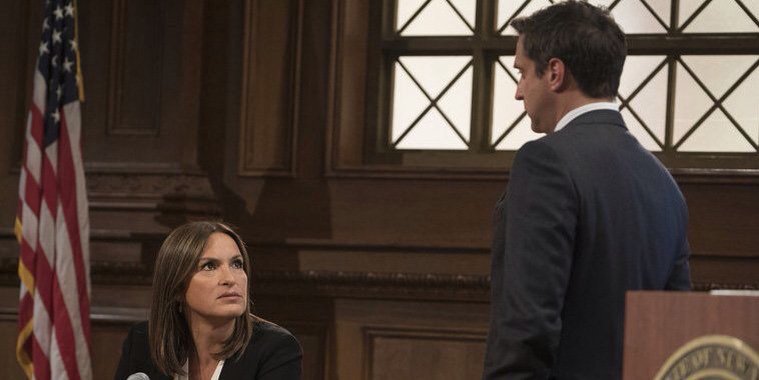 xnatlfield2x's tweet photo. Not long #argghhhhh #SVUReturns #yayyyyy ๐๐ @Mariska @RaulEEsparza @SVUWritersRoom @nbcsvu https://t.co/BO1MJOjkKI
