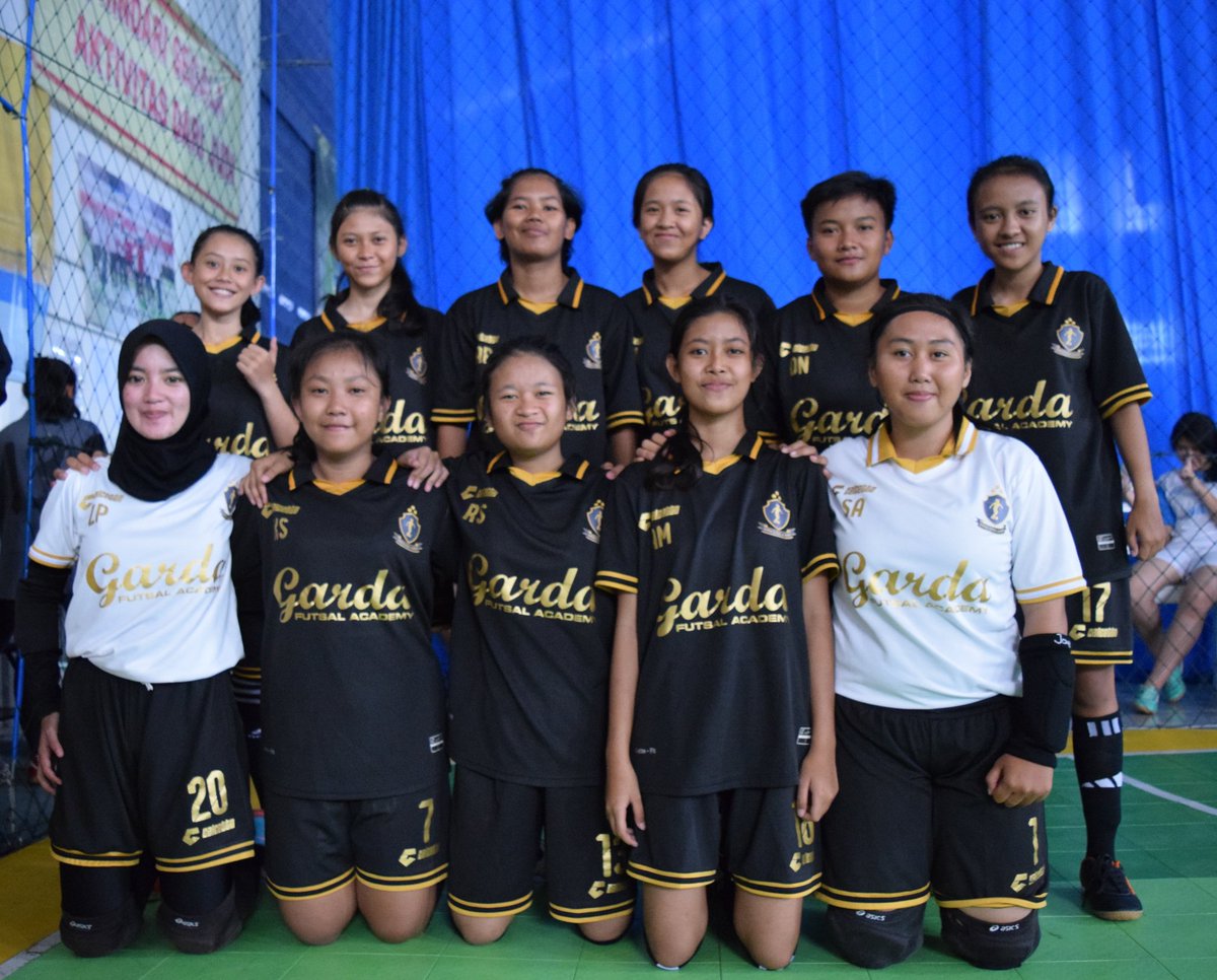 GFA_sukabumi's tweet photo. Foto tim beberapa peserta,  ada @Premier_Women  #netic dan @GFA_sukabumi  dan @SMAN3SMI https://t.co/iAG0L2O9e0