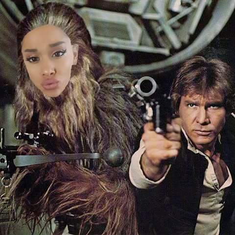 emmanue52684635's tweet photo. I love this photo ❤ ❤ 😂😂 😍😍 @ArianaGrande https://t.co/J8eKnRA491