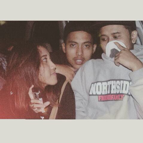 Ecak Ecak Didinding tweet media