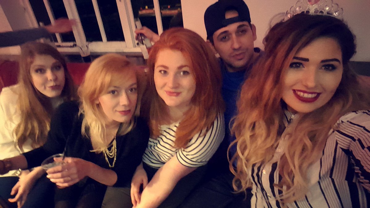 danievans2's tweet photo. 2 months ago tomorrow instarted working at butlins and it was the best decisition i EVER!! made .. #timeofmylife https://t.co/izuegGbWHe