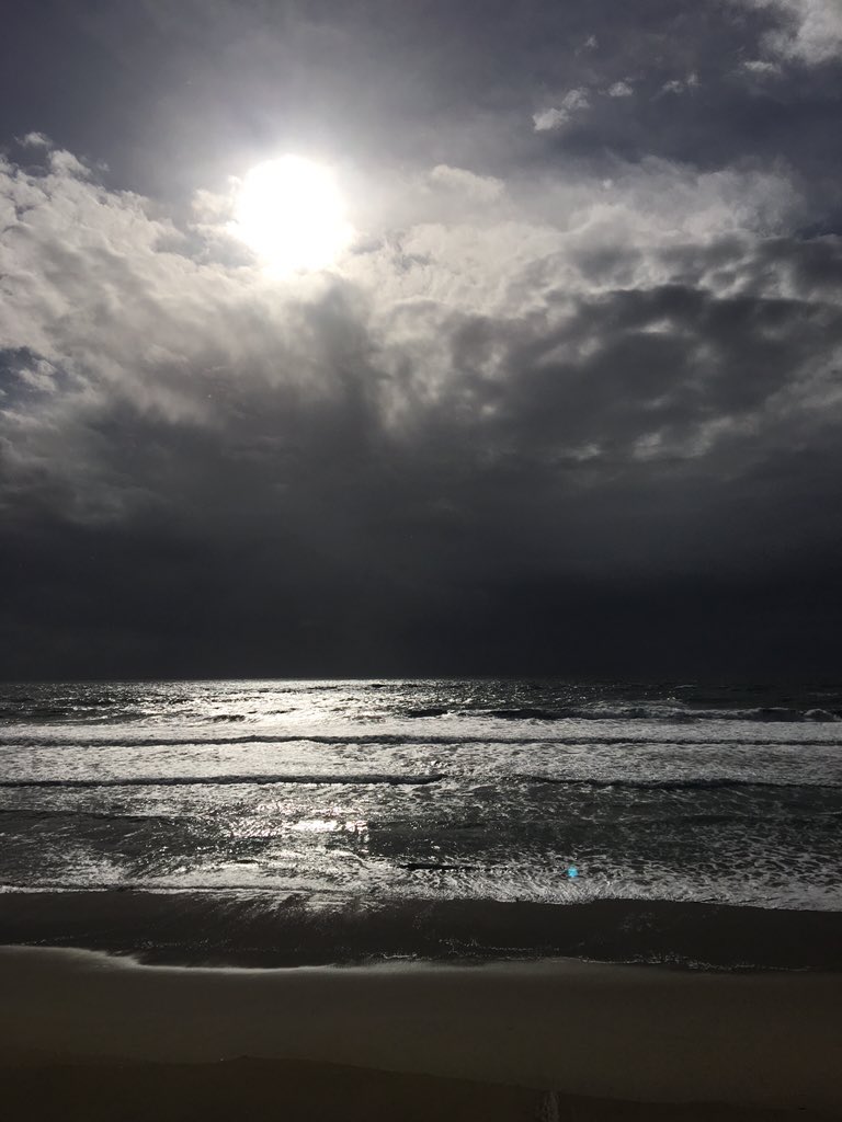 UCLADFParamedic's tweet photo. Beautiful out by the ocean https://t.co/47H38Rfcil