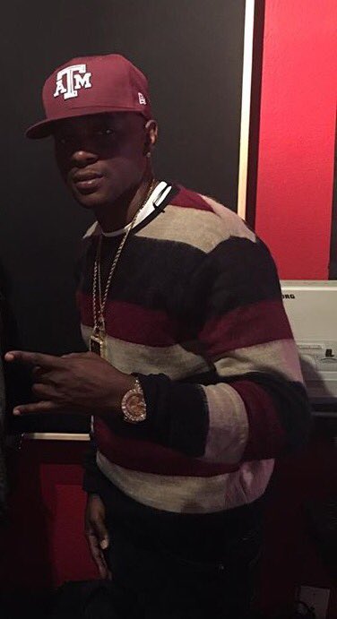 Thanks for representing #TAMU, <a href="/BOOSIEOFFICIAL/">Boosie BadAzz</a>!