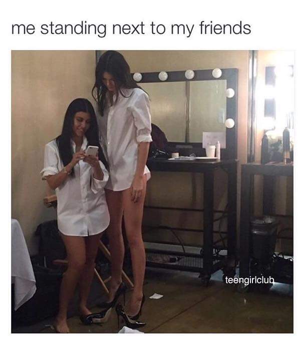 charliemunro5's tweet photo. This is definitely me #tallgirlproblems https://t.co/ju0RTpkXuo