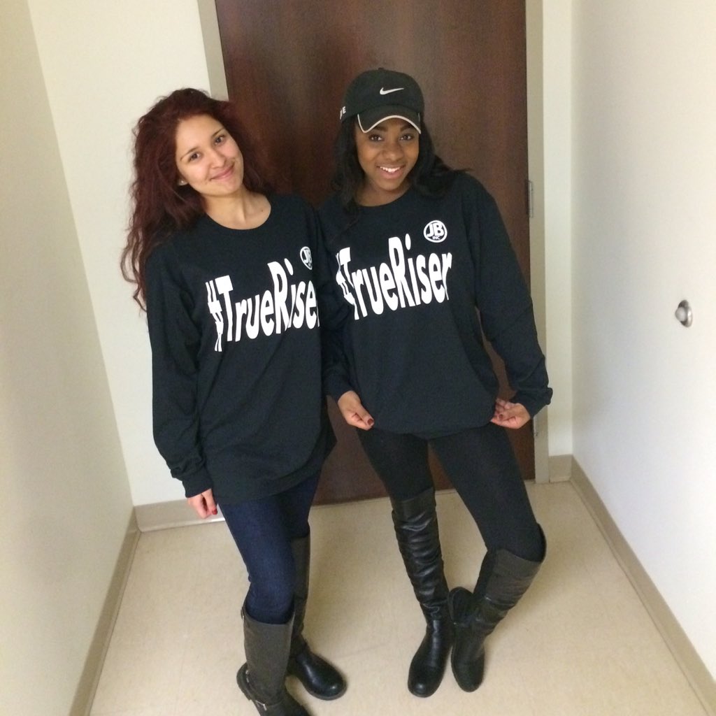 TrueRiser's tweet photo. First two #TrueRisers of 2016 ! Join the #TRFamily today ! Spread positive vibes 😌🚀✅ 📲 https://t.co/9YZTjF6281