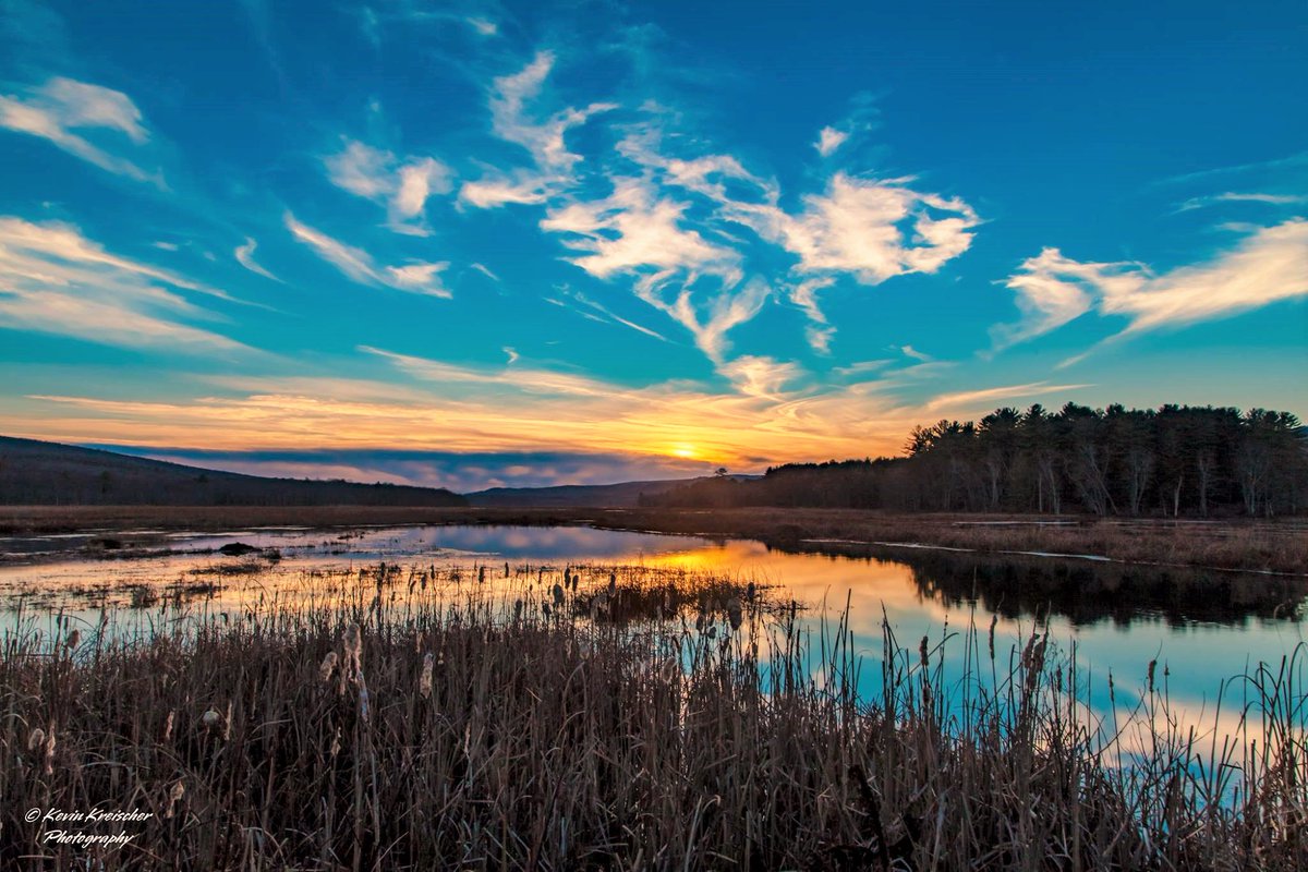 caldwelhousebnb's tweet photo. Pic of the Day...Chilly evening at the #BashaKill in #Wurtsboro, NY by Kevin Kreischer Photography
#hudsonvalley https://t.co/tOzxjFBB92