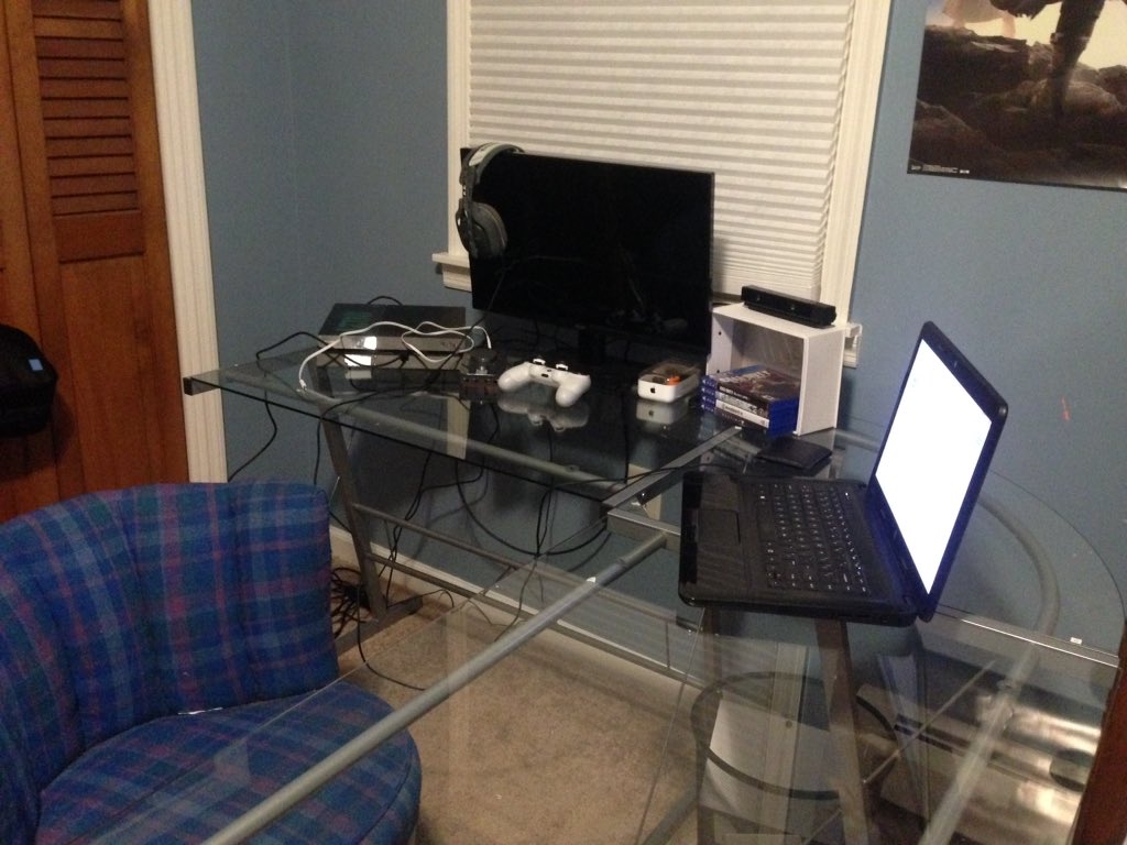 CheezeitDestiny's tweet photo. And the setup had begun! @GamerRetweeters @EsportsTeamFuse @Serenity_Intros @ASTROGaming https://t.co/BVzgQdF4Xm