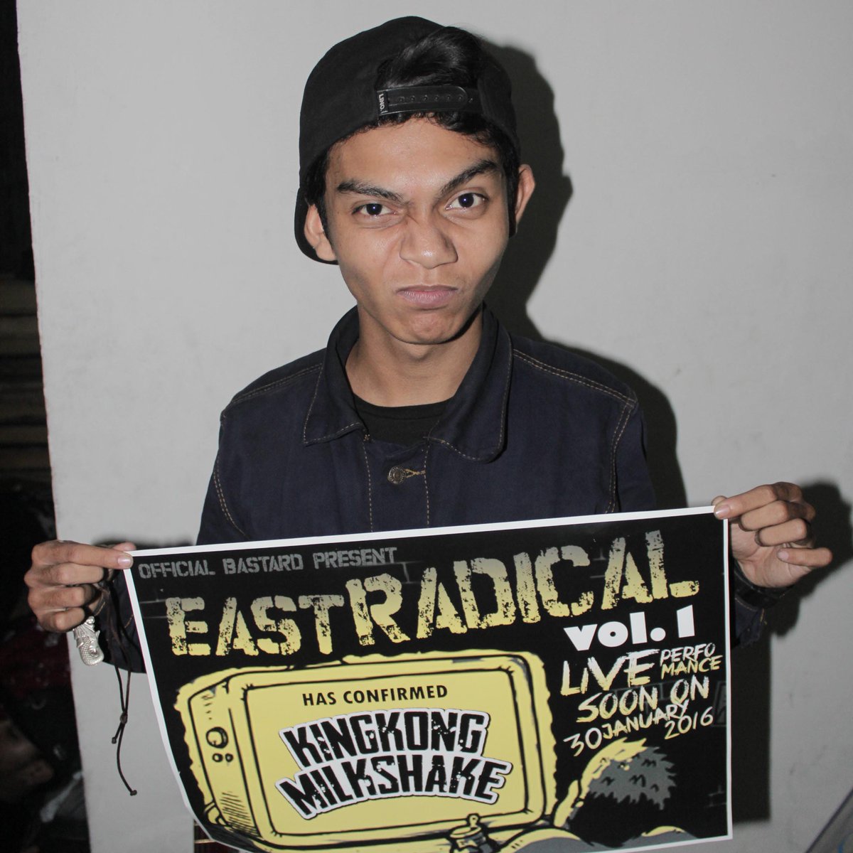 <a href="/KKMSPUNK/">Kingkong Milkshake</a> terbentuk pada thn 2012 di kota singosari, siap meledakan EAST RADICAL vol 1 dengan lirik cadas mereka!!