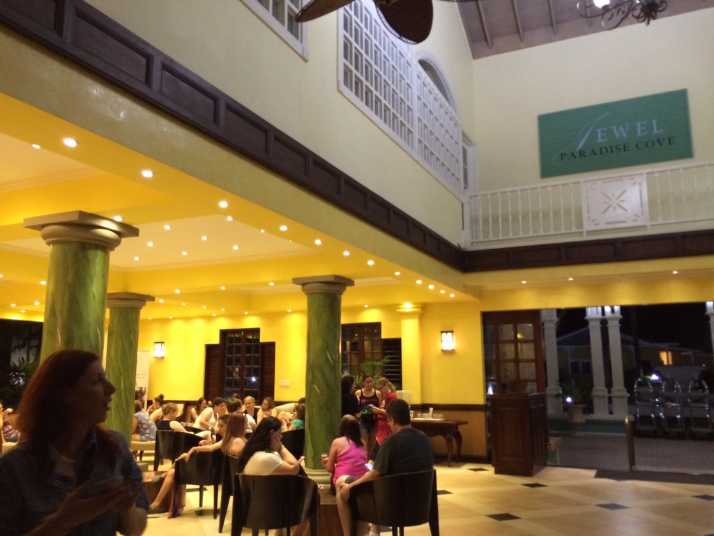Hanson_ITA's tweet photo. This is #BTTI2015 Cancun 2.0 😑 The rain forced everyone in the bar and reception area. Depressing 🙄 https://t.co/WglZjtOgcl