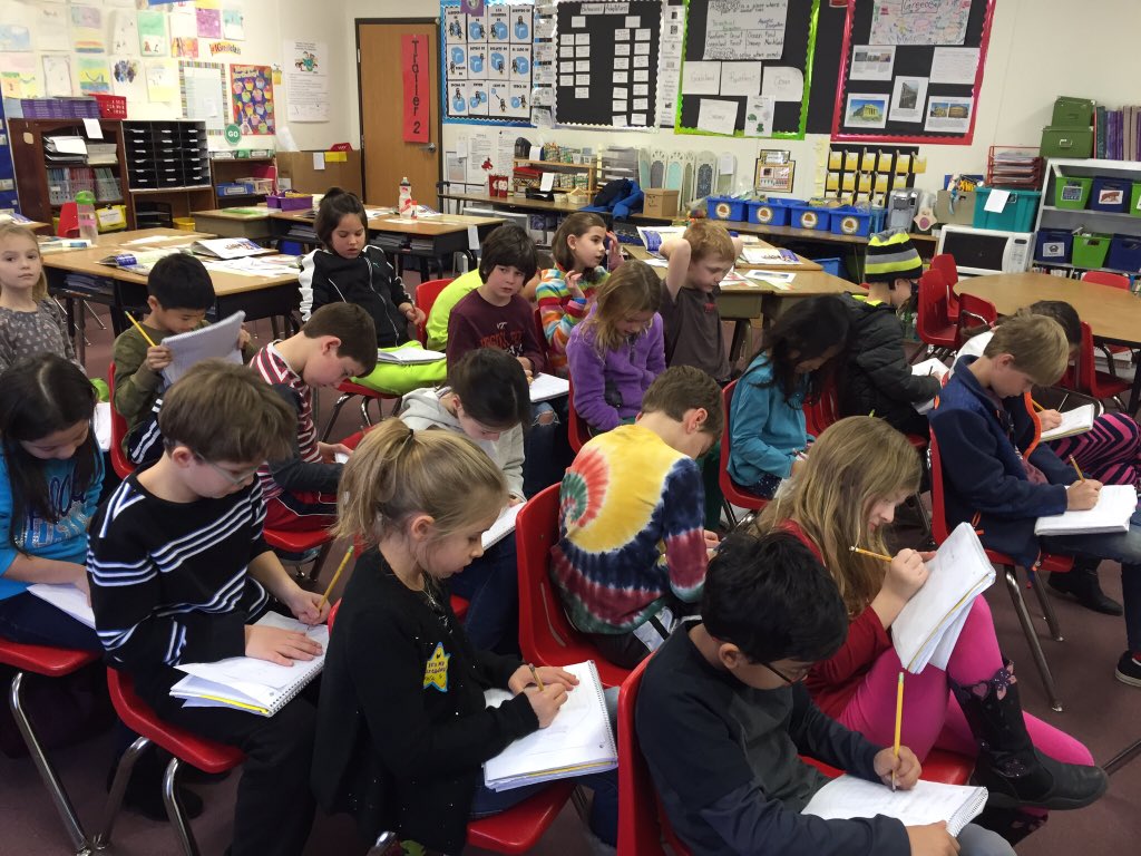 MsFranz_ATS's tweet photo. Where did you fly to today?Ancient Greece?We did too! #SSAlive #fastenyourseatbelts @APSMcKCardinals @APSsocstudies https://t.co/6kTyDcYwnv