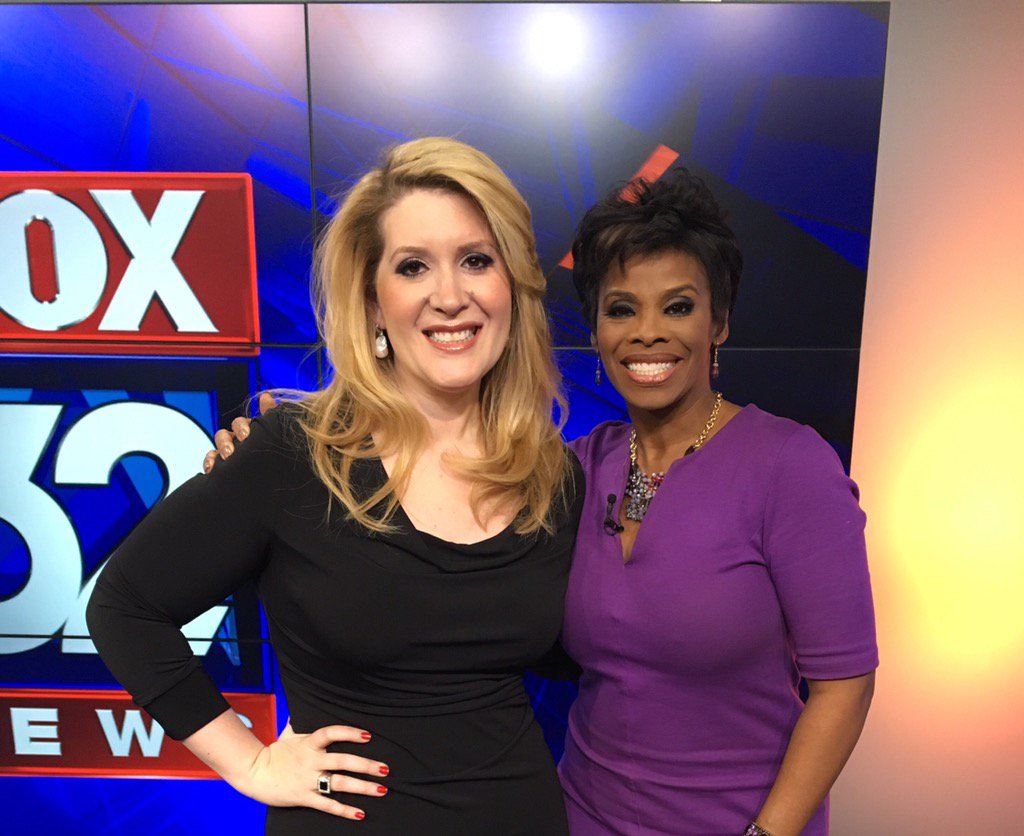 EstatePlanAtty's tweet photo. Started the morning with the beautiful and witty @darlene_hill !  Is there a better way to start the day? https://t.co/aQrjDSaVTH