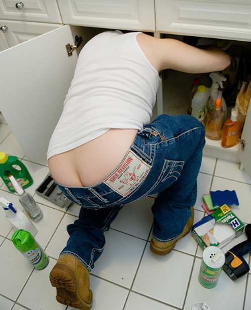 now that's the kinda plumber's crack i'm talking bout! love ...