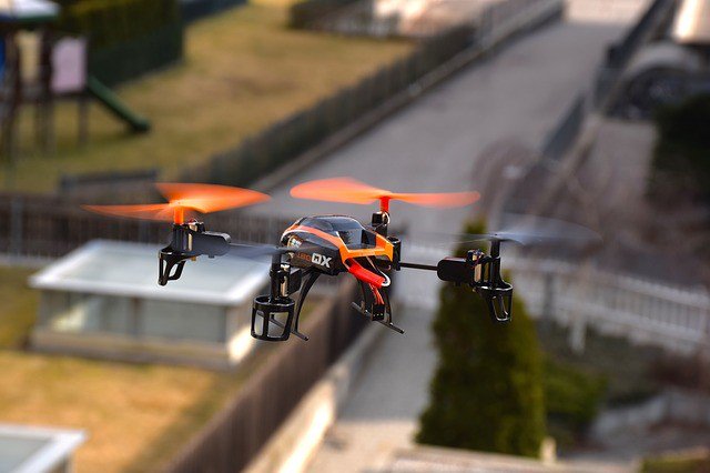¿Los reyes han traído un drone en tu casa? cuidado con su uso y la responsabilidad bit.ly/1OQ3lYl