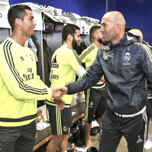 Bolanet's tweet photo. https://t.co/OQbLXi7VA3  - Zidane Datang, Ronaldo Masih Ingin Hengkang https://t.co/2awyizBMM4