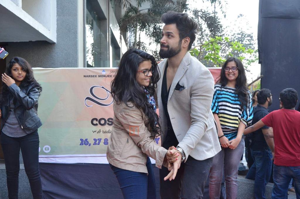 Embedded image permalink