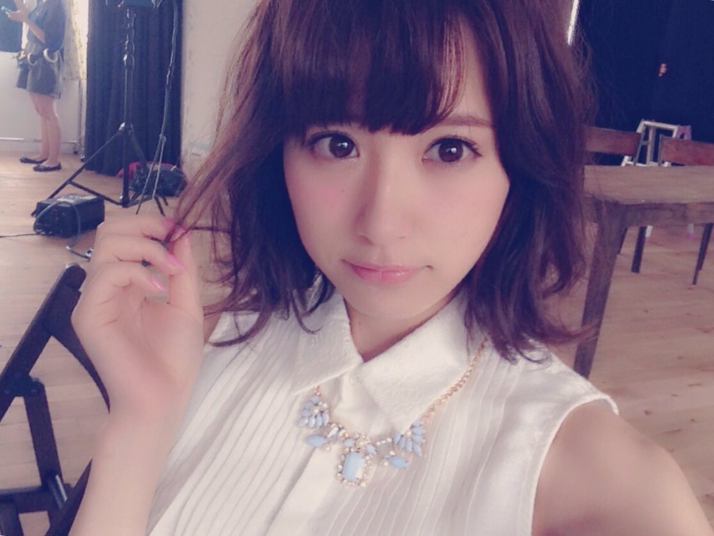 تويتر 美少女で一息 على تويتر 衛藤美彩 かわいいかったらリツイート T Co Xeknjmhn7x