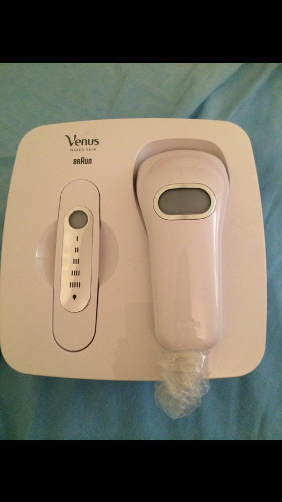 david_gaso's tweet photo. Vendo "BRAUN VENUS NAKED SKIN(DEPILACION LASER) " en #wallapop https://t.co/SdC0y8U1kI https://t.co/QiC0Otov78