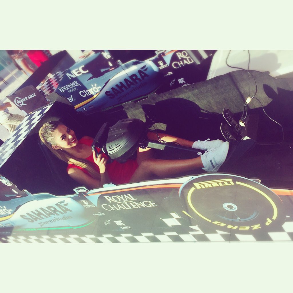 Rogradosrobles's tweet photo. Formula 1 🚦 https://t.co/aTVcSFlnAd