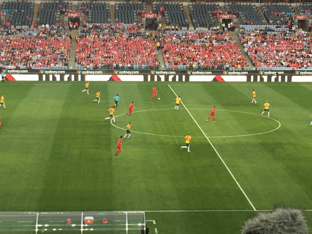 Only 25 minutes of @NedZelic. Ripped off!! <a href="/Legendroos_AUS/">Legendroos(TM)</a> #LFCLegends