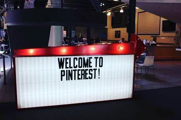 standmedia's tweet photo. Você já usa o Pinterest para seu negócio? Aqui no Brasil a rede só cresce e é simplesmente… https://t.co/IO3THJurVp https://t.co/8sBUCnCzdH