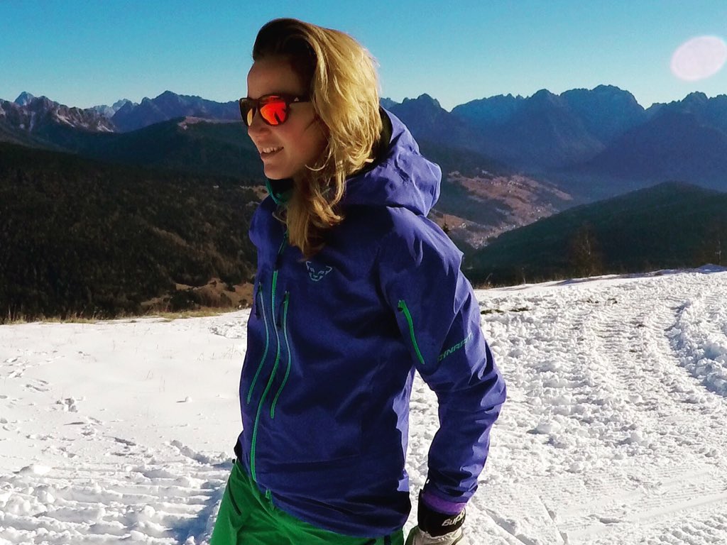 AlbaDeSilvestro's tweet photo. Anno nuovo occhiali nuovi 😎😎 @adidaseyewear #VisionOfEmotion @dynafitNA https://t.co/Zw5qhcooLi
