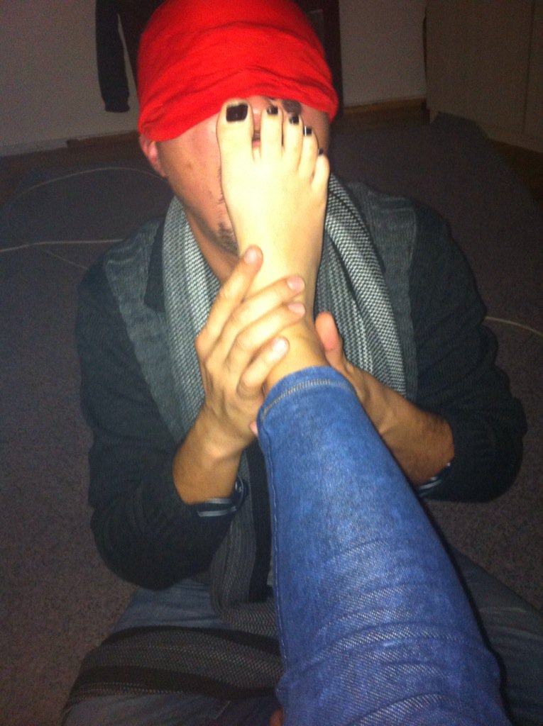 Şanslı köpeğim olly ile :* Sizin yeriniz ayağımın altı itler!!