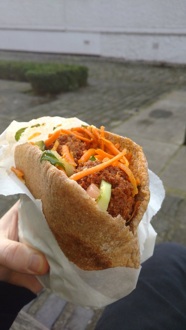 BristolLunch's tweet photo. Falafel in a Pitta (£5) from Eat a Pitta. Huge, tasty &amp; packed with salad. 
#falafel #pitta #healthy #food #bristol https://t.co/0yOzGUX4Ea