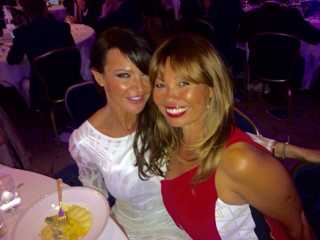 Lizzie Cundy tweet media