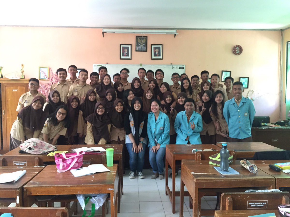 Terimakasih kaka2 dan temen2 <a href="/SMAN3cibinong/">SMAN 3 CIBINONG</a> untuk sosialiasi pertamanya semoga sukses yaa kami tunggu di UNS :)