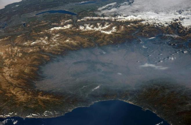 Zehub's tweet photo. La #pollution de l'air en #Italie irrite la Commission | EurActiv.fr https://t.co/Y98AjrlWoR https://t.co/yby6kwIOUP