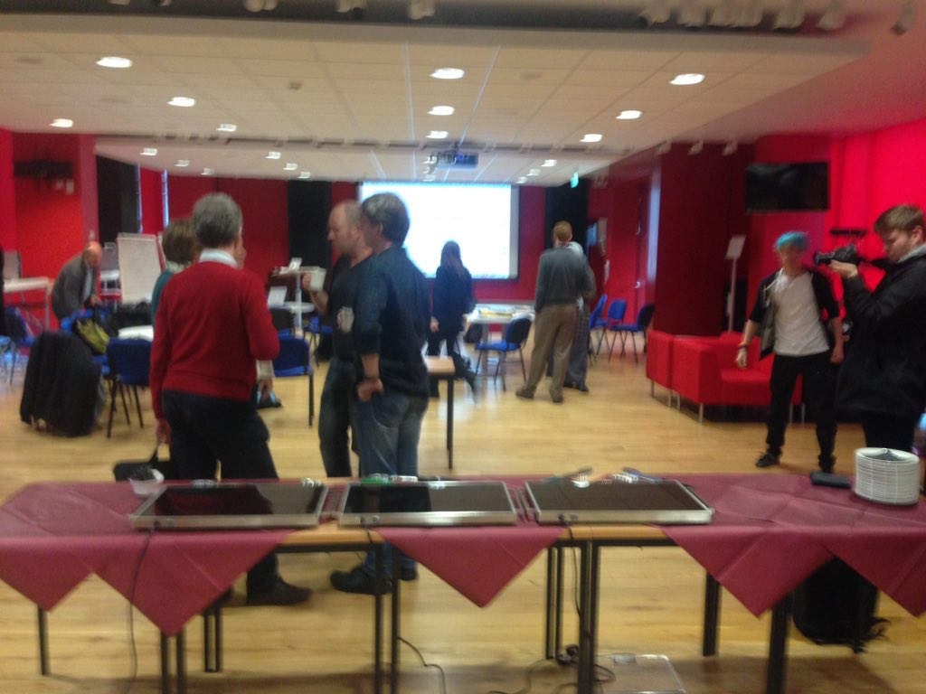 antbucc's tweet photo. FoCAS Video Sprint @DAS_Unit @FETFoCAS @FBKcom https://t.co/ocyrCWSqsc