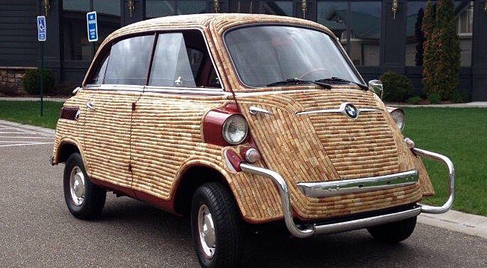 DemiCassiani's tweet photo. Corked❗️Not your typical #restored 1958 #BMW 600 #wine #car #DIY @winewankers @MrScottEddy @JMiquelWine #winelover https://t.co/1mR5d96tAD