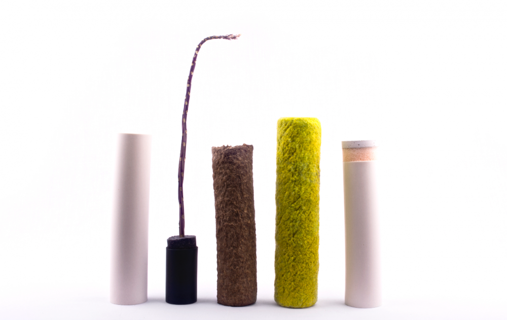TopDrawerLondon's tweet photo. @ceramicreview #KatherineCaddy spots 'ones to watch' at #TopDrawer16 Click here: https://t.co/RbqyXkTMZI #CRAFT https://t.co/L5xvnKhakQ