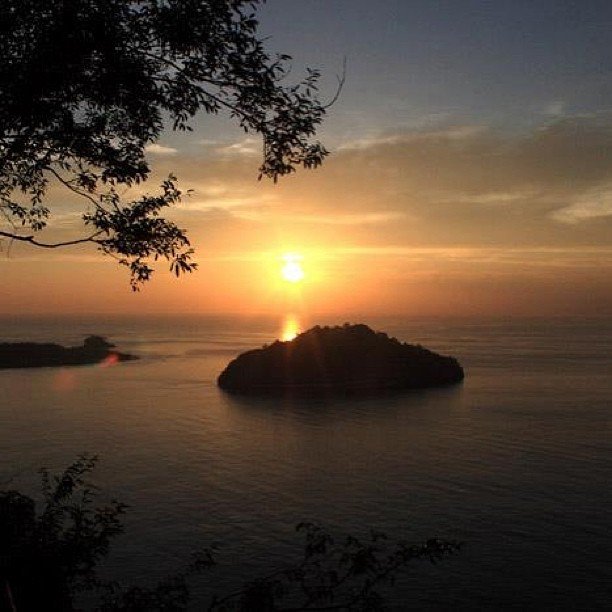 Sunset di Puncak Gunung Geurutee, Aceh Jaya. Photo by <a href="/fachrul01/">Fachrul Razi</a> #ayokeaceh