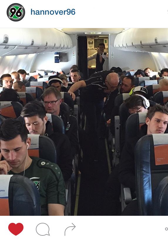 りぃ チームに少しは馴染めたかなとか蛍へ母心が垂れ流しになる ｰ Eｰ 山口蛍を応援している T Co Ahjc9yvpb2 Twitter