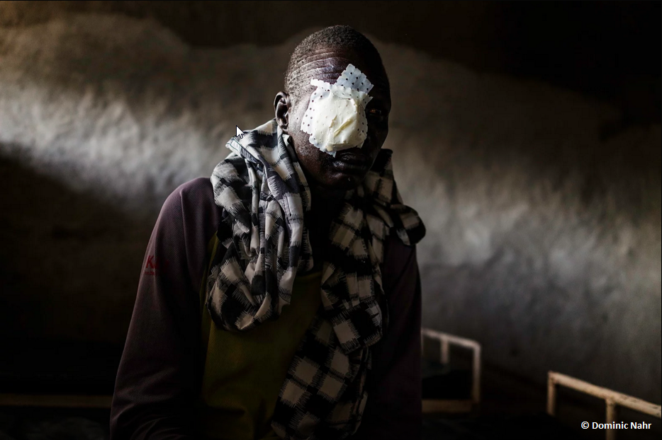 MSF's tweet photo. #MSF2015 #December “During 2 years of fighting, we've feared for our lives & been hiding in the swamps" #SouthSudan https://t.co/jut0emmscL