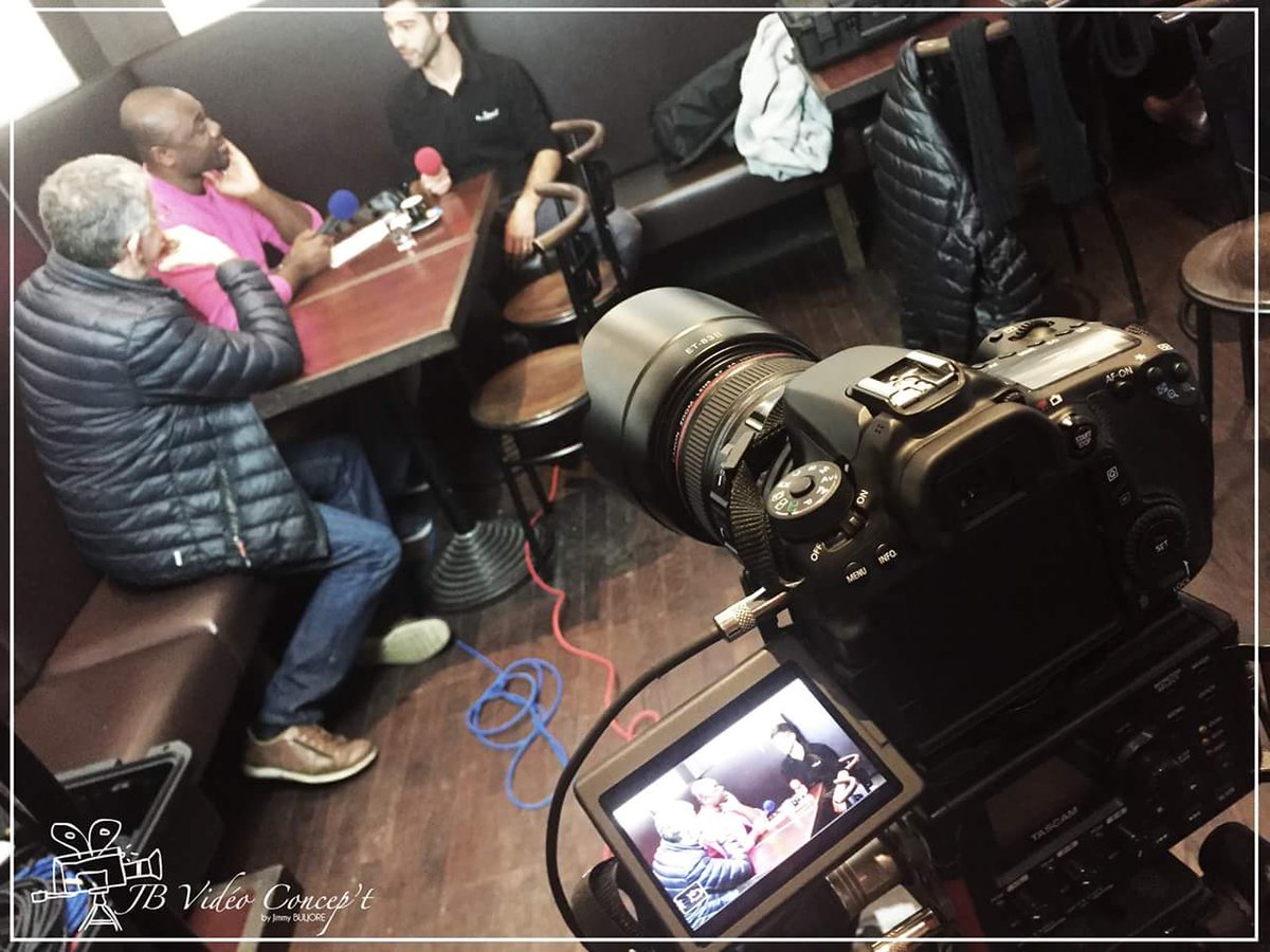 #Nuovo #Caffè #Milano un #restaurant à proximité du campus universitaire de l'#esplanade  bit.ly/1em0lYS