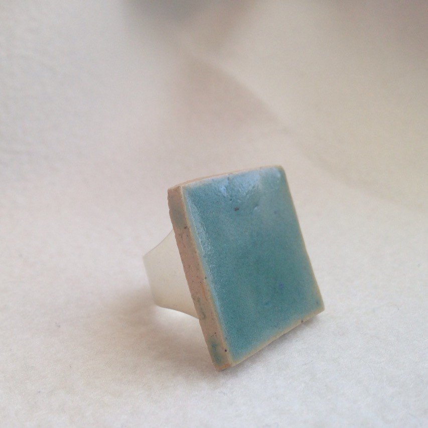 craftyleftdee's tweet photo. Handmade square ceramic turquoise color on silver plated ring a… https://t.co/MIQ9iSAMe8 #etsymntt #SilverPlatedRing https://t.co/7p0ARbpIlQ