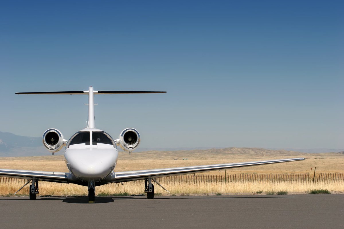 PriorityOneJets's tweet image. 10 crucial elements you must consider when selecting a private jet charter provider: goo.gl/EXF01r