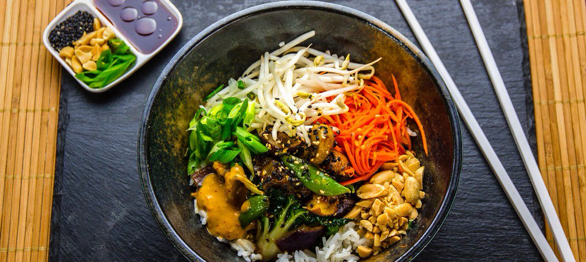 enrootmeals's tweet photo. ITS GETTING HOT IN HERE (SO HOT) SO ORDER OUR FLAMING VEG BOWL. RT's get $5 coupon, https://t.co/qEsVilgehh https://t.co/j2l5PEtnDo