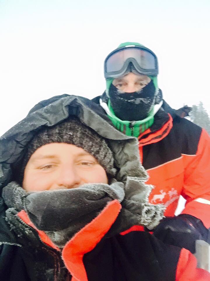 TeamMEGAlight's tweet photo. Vandaag een rustdag! Maar toch best vermoeiend.. #huskytour #scanct #sneeuwscooter #mensenmetautopechhelpen https://t.co/am61Y8eRqL
