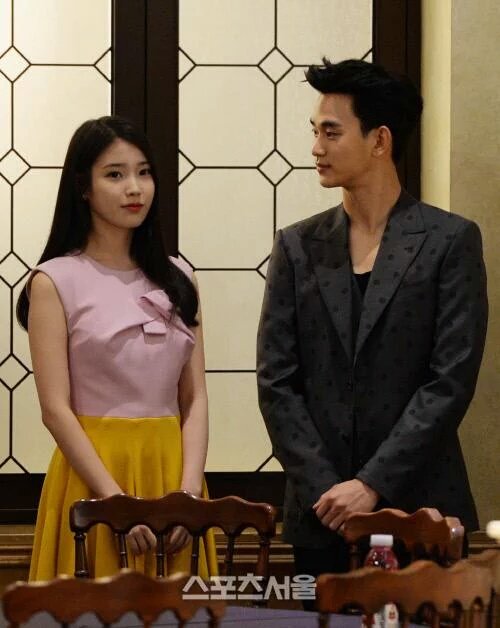 rinamaine's tweet image. iuxsoohyun #SooU iuxyonghwa #YongU iuxjonghyun #JongU iuxthunder #thunU