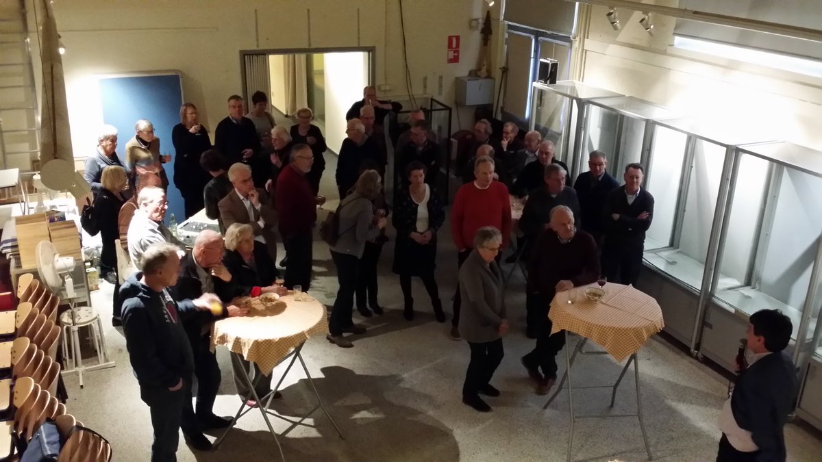 Laatste nieuwjaarsbijeenkomst en van <a href="/HistMuseumEde/">HistorischMuseumEde</a> en het pand aan het Museumplein. Een lach en een traan.