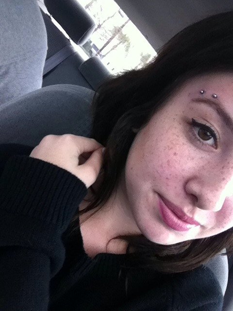 Piercingaddict_'s tweet photo. Those eyebrow piercings tho 😍🙌

#eyebrowpiercing #piercings https://t.co/PCJ1Qodg99