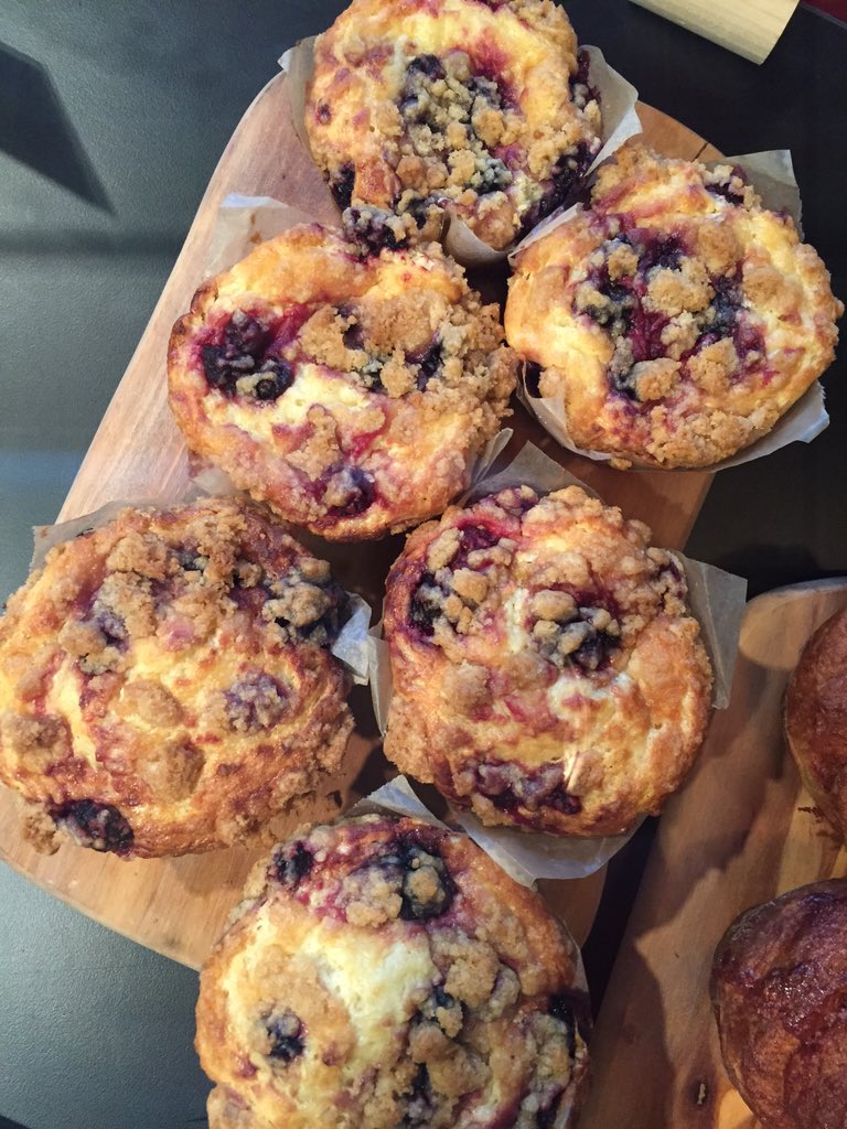 SavoryBakeHouse tweet media