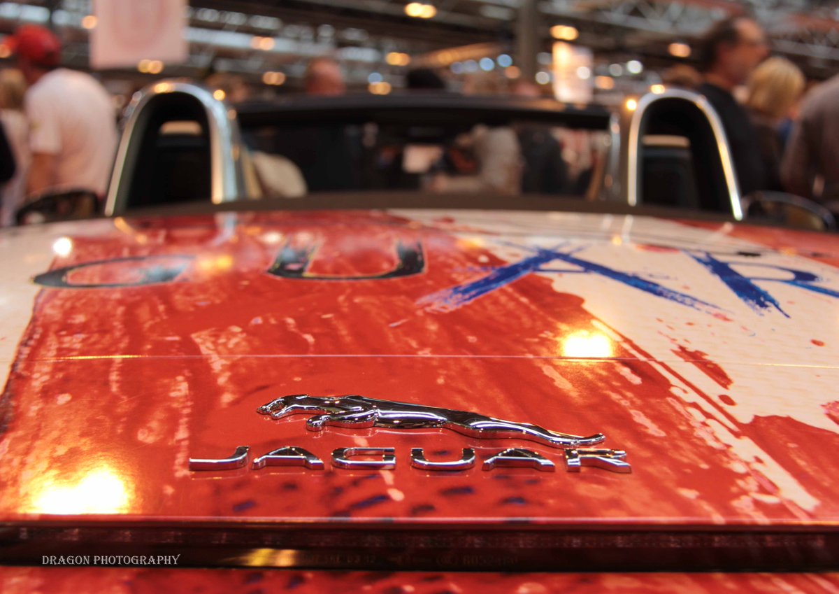 dragonphoto29's tweet photo. #TBT to @Popbangcolour awesome @Jaguar at #ASI14 What will he be painting this year? #ASI16 https://t.co/l0EHZ9mzsY
