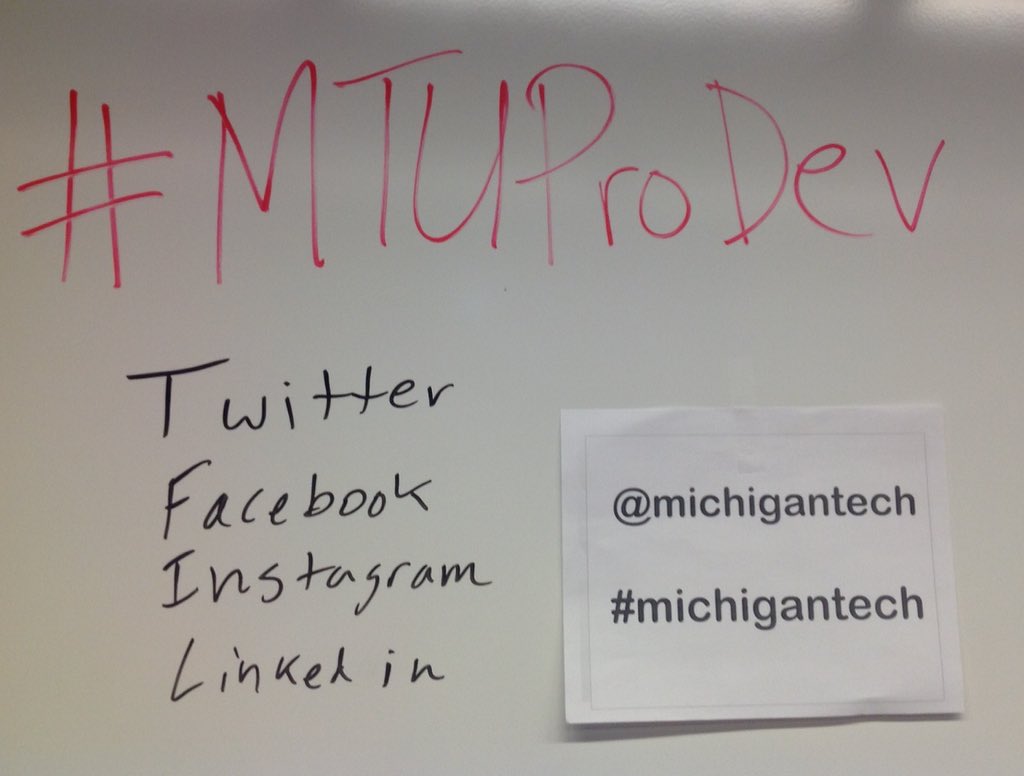 CyndiPerkins's tweet photo. #socialmedia roundtable done! On to #googledrive w/ @JBaumannTweets #michigantech Share your learning at #MTUProDev https://t.co/8EqmpxWecg