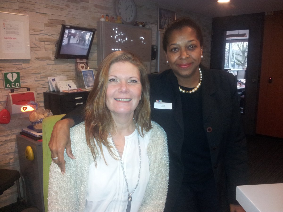 Kom jij ons receptieteam versterken? #vacature frontdeskmedewerker #SportbedrijfAmsterdamCentrum