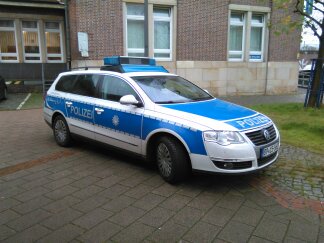 faffa91's tweet photo. #Bundespolizei #Oldenburg Oldb.
Fotografiert by #faffa91 https://t.co/1bnBpkW1yd