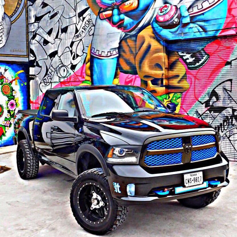 #RamBuild + #CenterLine LT2 Shout out to @project_wanda for this awesome photo!